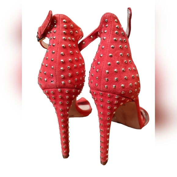 DESIGNER Vince Camuto Studded Stillettos - Picture 2 of 10